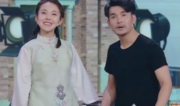 挠痒痒搞笑视频,笑出腹肌的欢乐瞬间